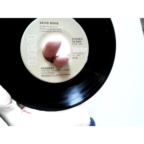 David Bowie – Changes / Andy Warhol RCA 7" Vinyl Record Tan/Brown Label 74-0605 - Picture 3 of 8